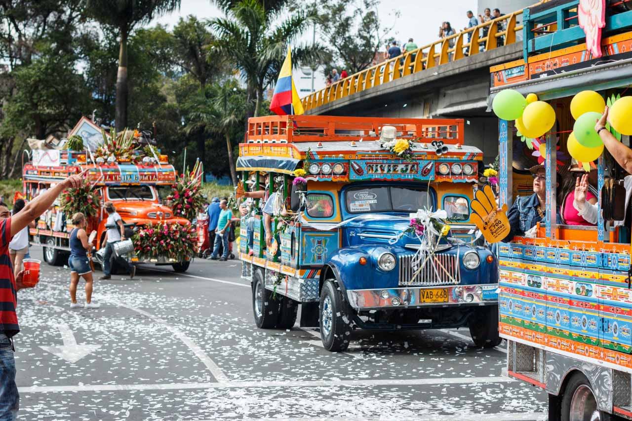 Medellín tendrá el primer desfile de carrozas y comparsas ‘Avenida Primavera’ durante la Feria de las Flores 2024