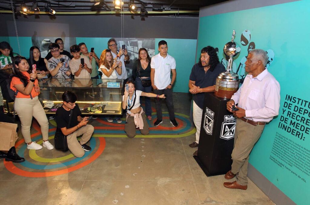 René Higuita y Francisco Maturana estuvieron de visita en el Museo del Deporte