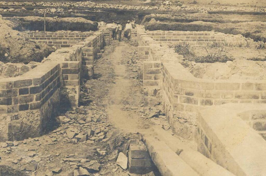 Construcción pabellón de cirugía 1917-1918. Foto: HSVP