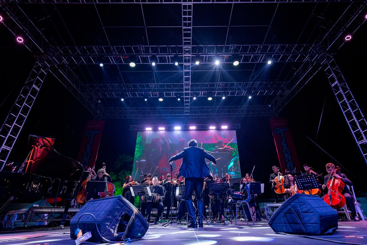Con la asistencia de más de 15 mil personas al XVIII Festival Internacional de Tango de Medellín, el Distrito se ratifica como capital tanguera