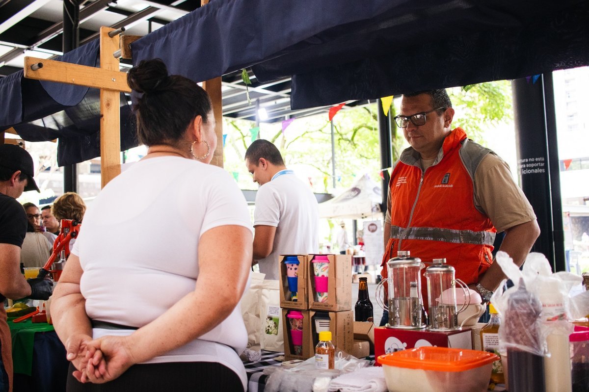 Víctimas del conflicto armado, pospenados y reincorporados presentarán sus emprendimientos en la Feria de las Flores